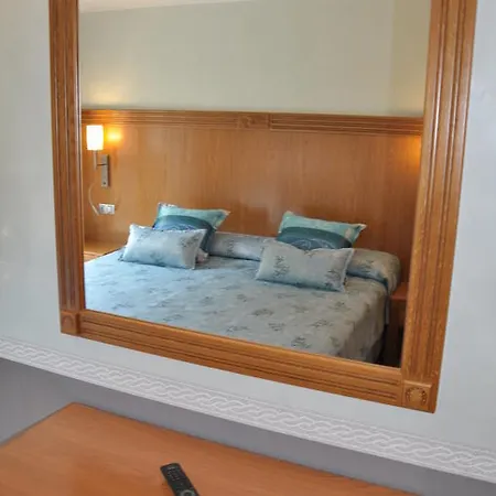 Πανσιόν La Font 3*